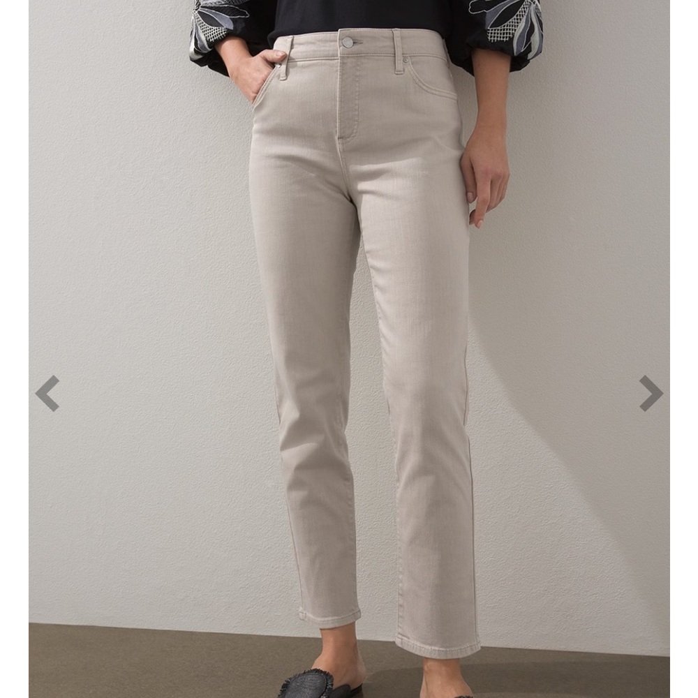 Chico’s So Slimming Courtney Ankle Pant, Palomino Tan, NWT. Size 2/ 12.